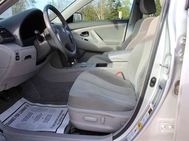 2008 Toyota Camry LE 4dr Sedan 5A